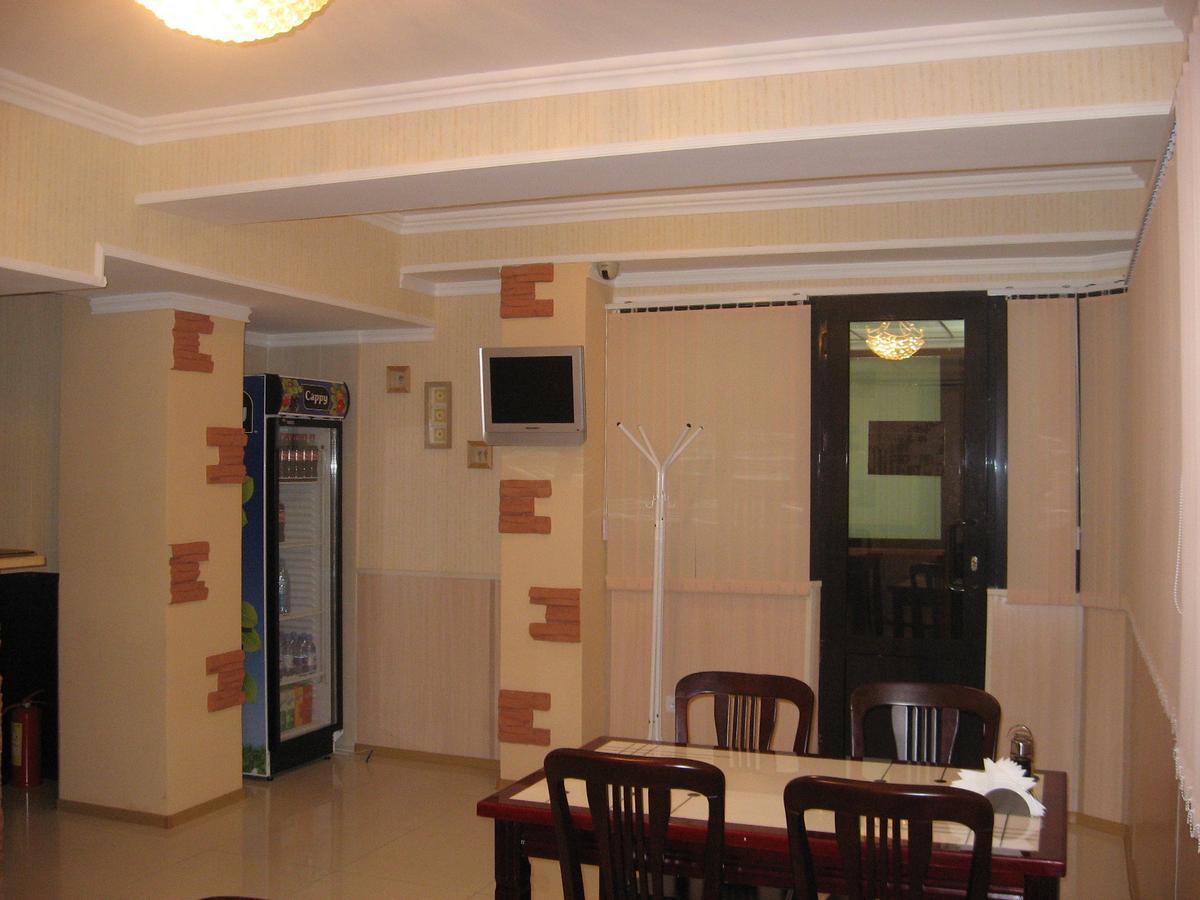 Hotel Botakoz أستانا المظهر الخارجي الصورة
